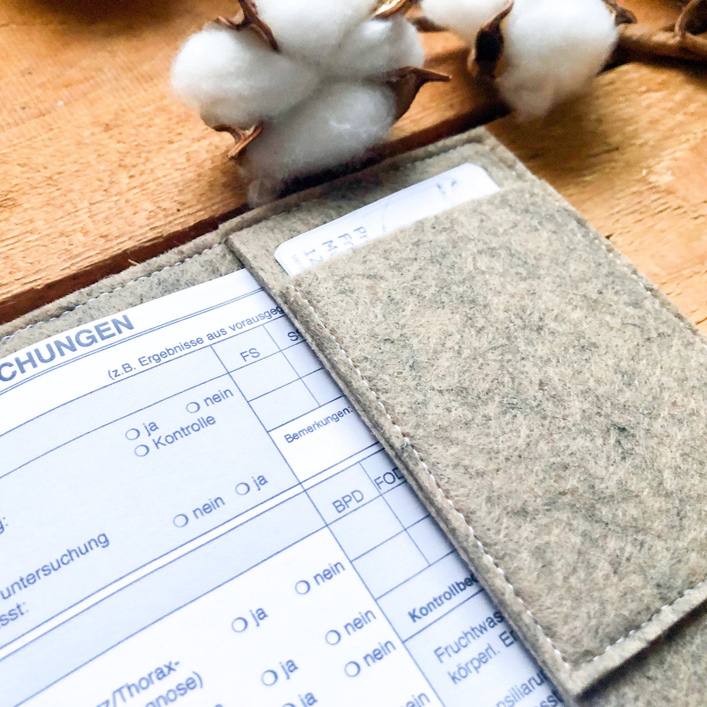 Mutterpasshülle aus Filz | Mutterpassumschlag | Geschenk für werdende Mütter