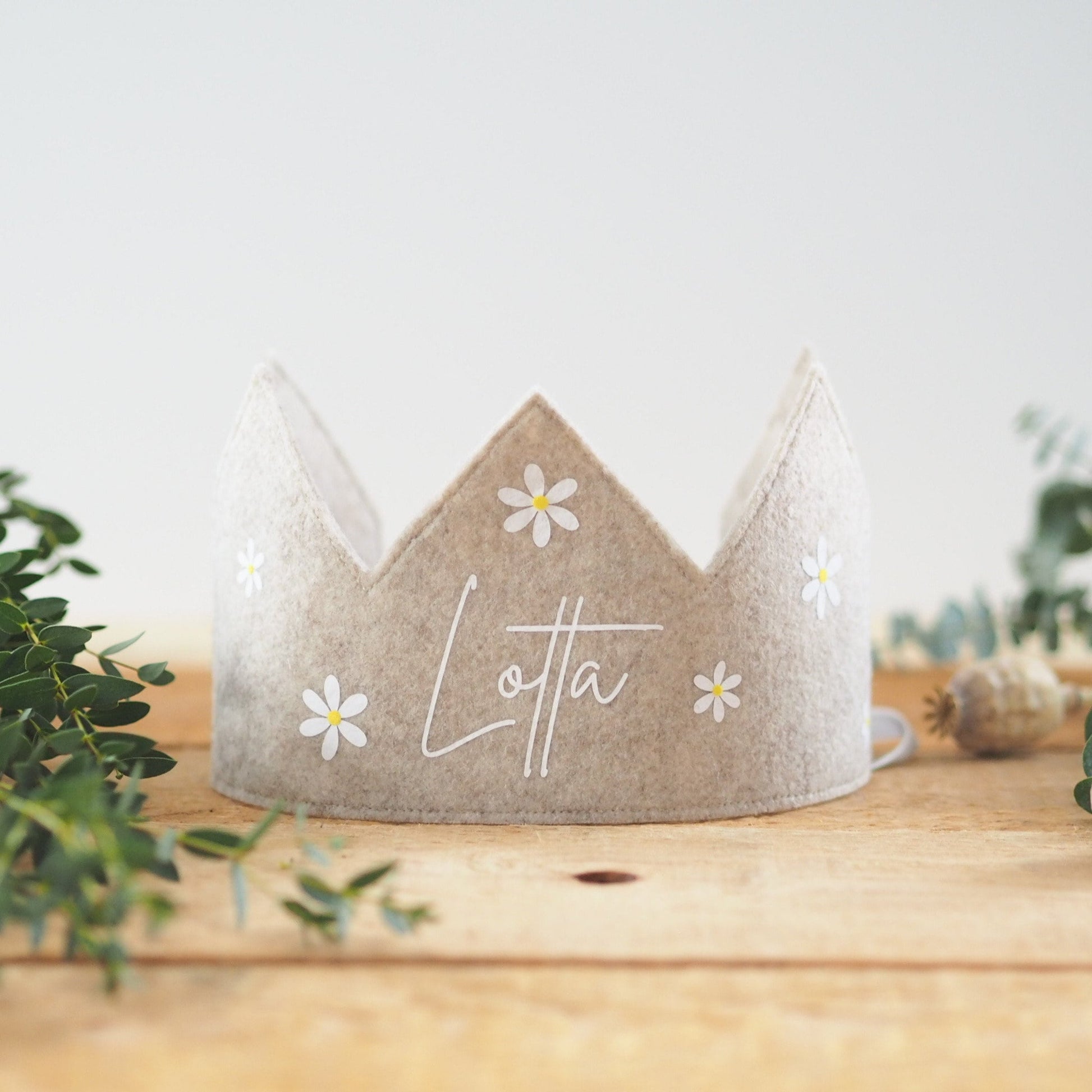 Personalisierte Geburtstagskrone aus Filz | Blumenwiese