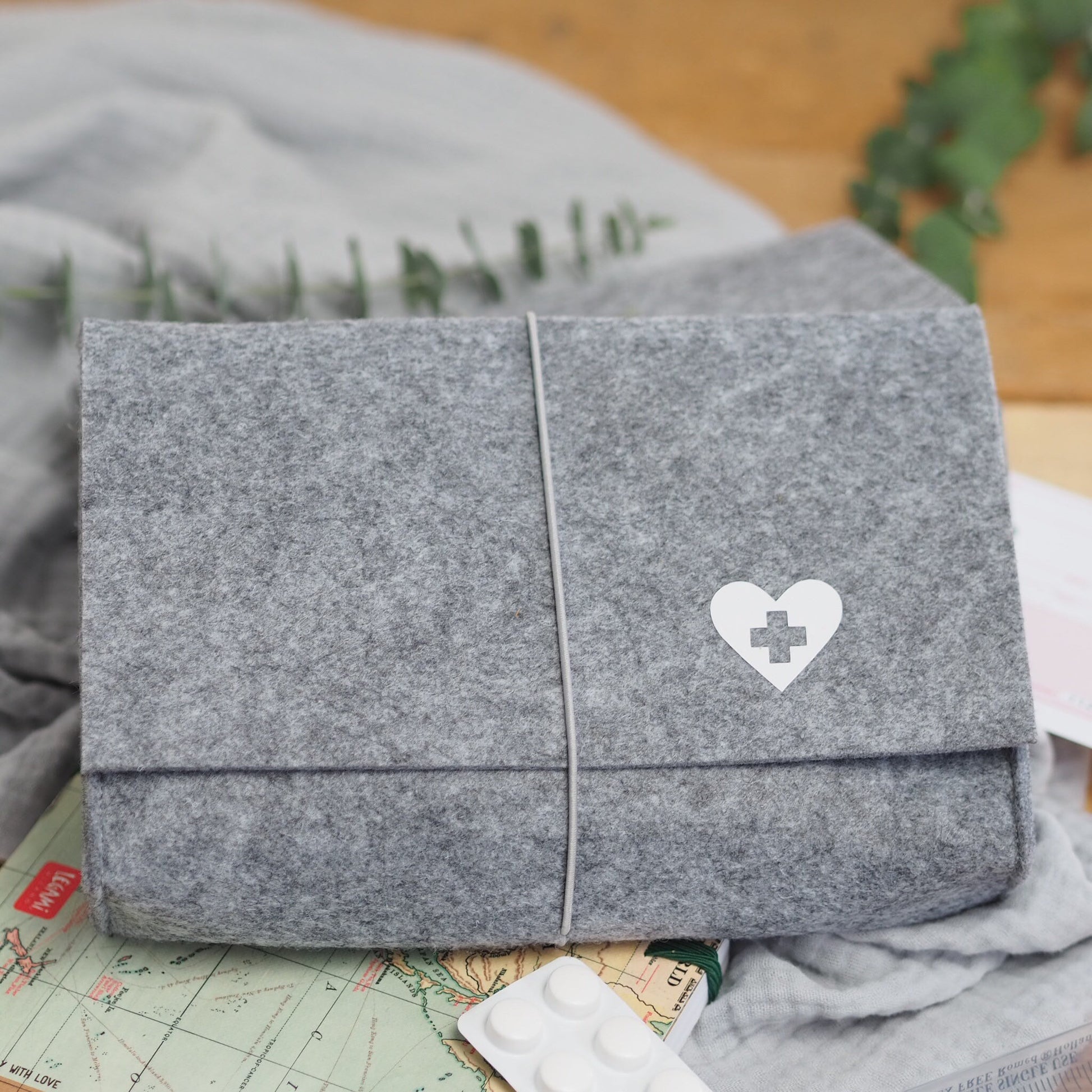 Reiseapotheke | Tasche aus Filz für Deine nächste Reise